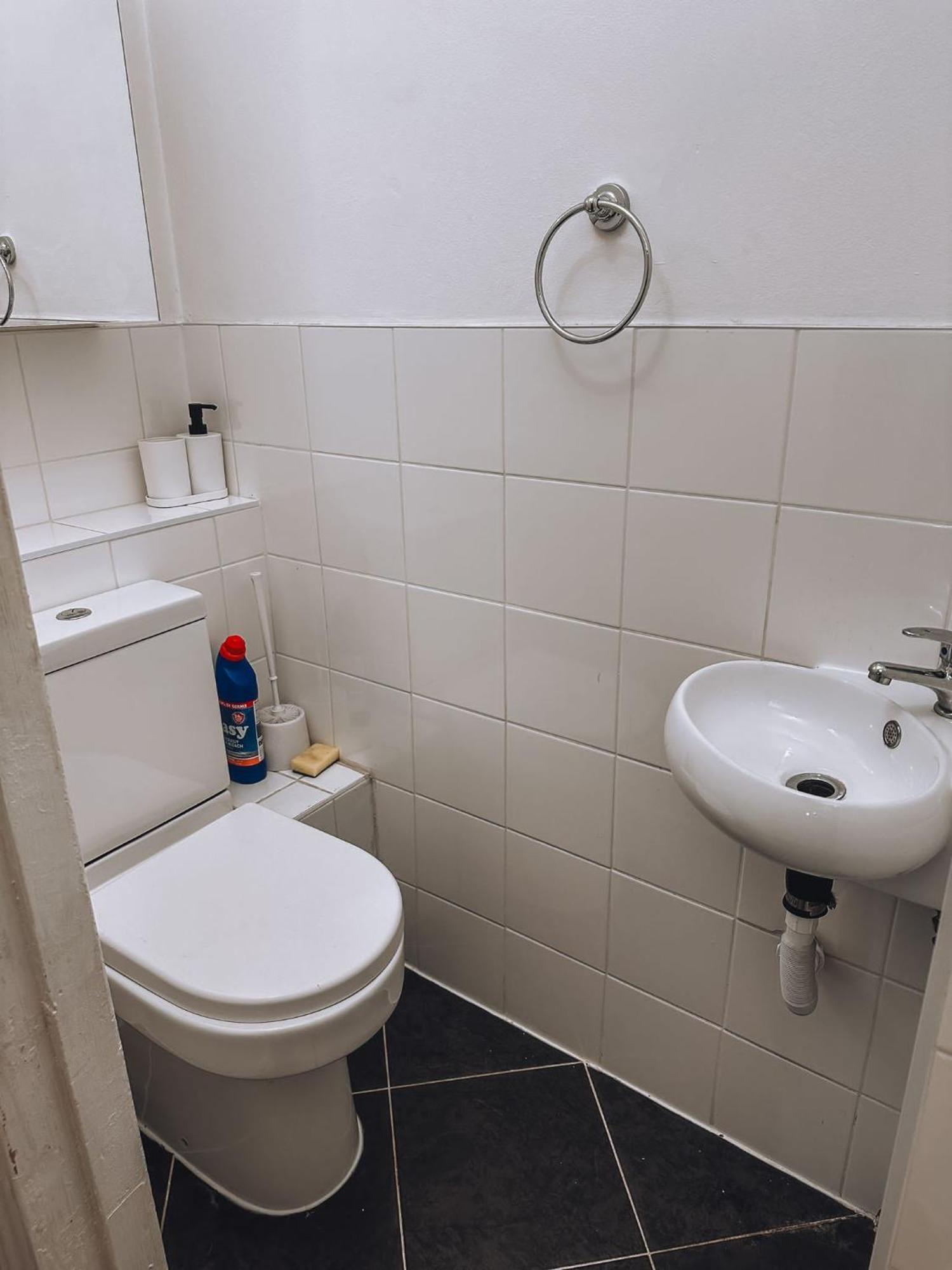 Cosy 2 Bedroom Apartment In Swiss Cottage. London Exteriör bild