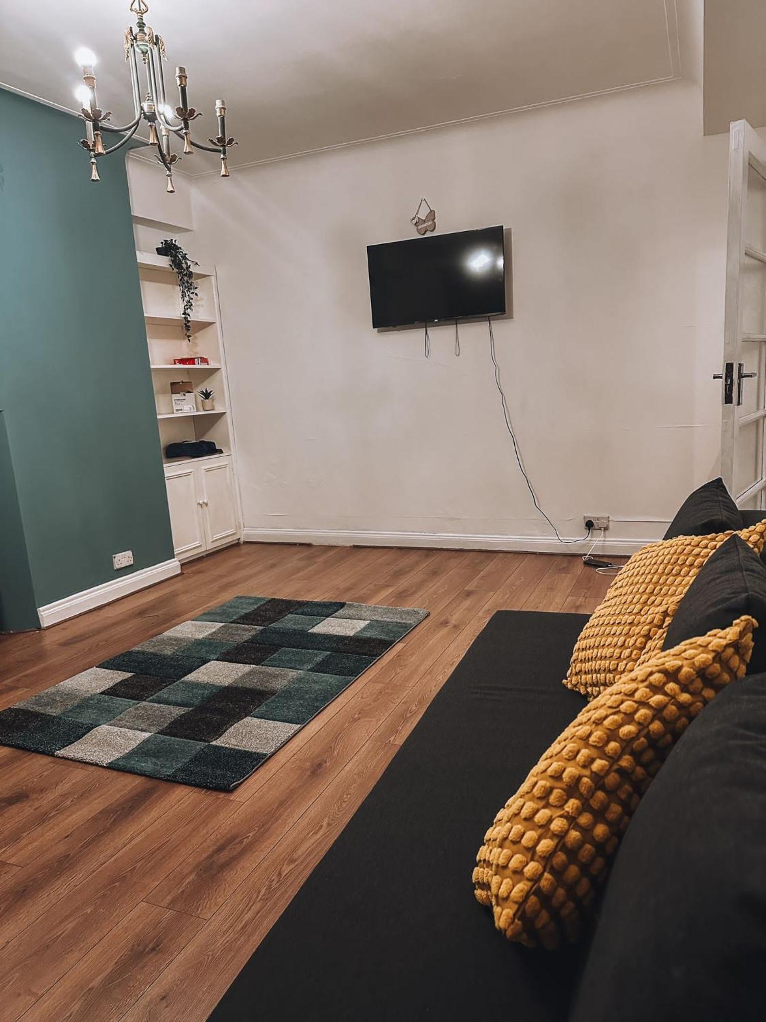 Cosy 2 Bedroom Apartment In Swiss Cottage. London Exteriör bild