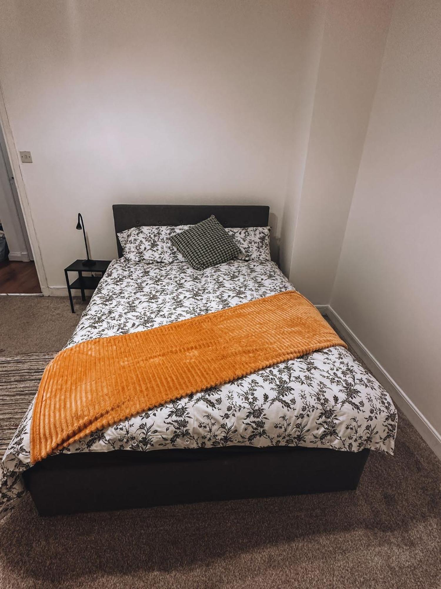 Cosy 2 Bedroom Apartment In Swiss Cottage. London Exteriör bild