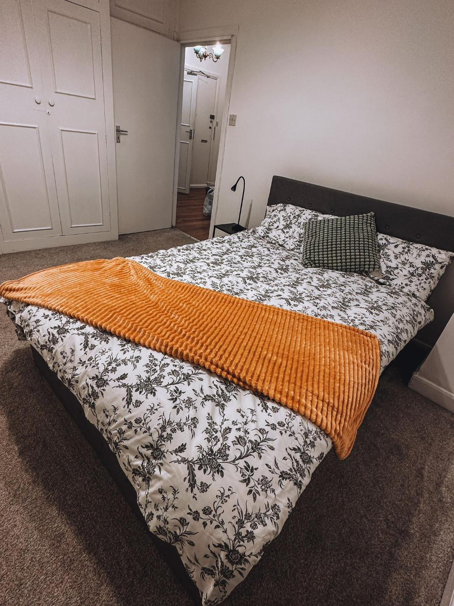 Cosy 2 Bedroom Apartment In Swiss Cottage. London Exteriör bild