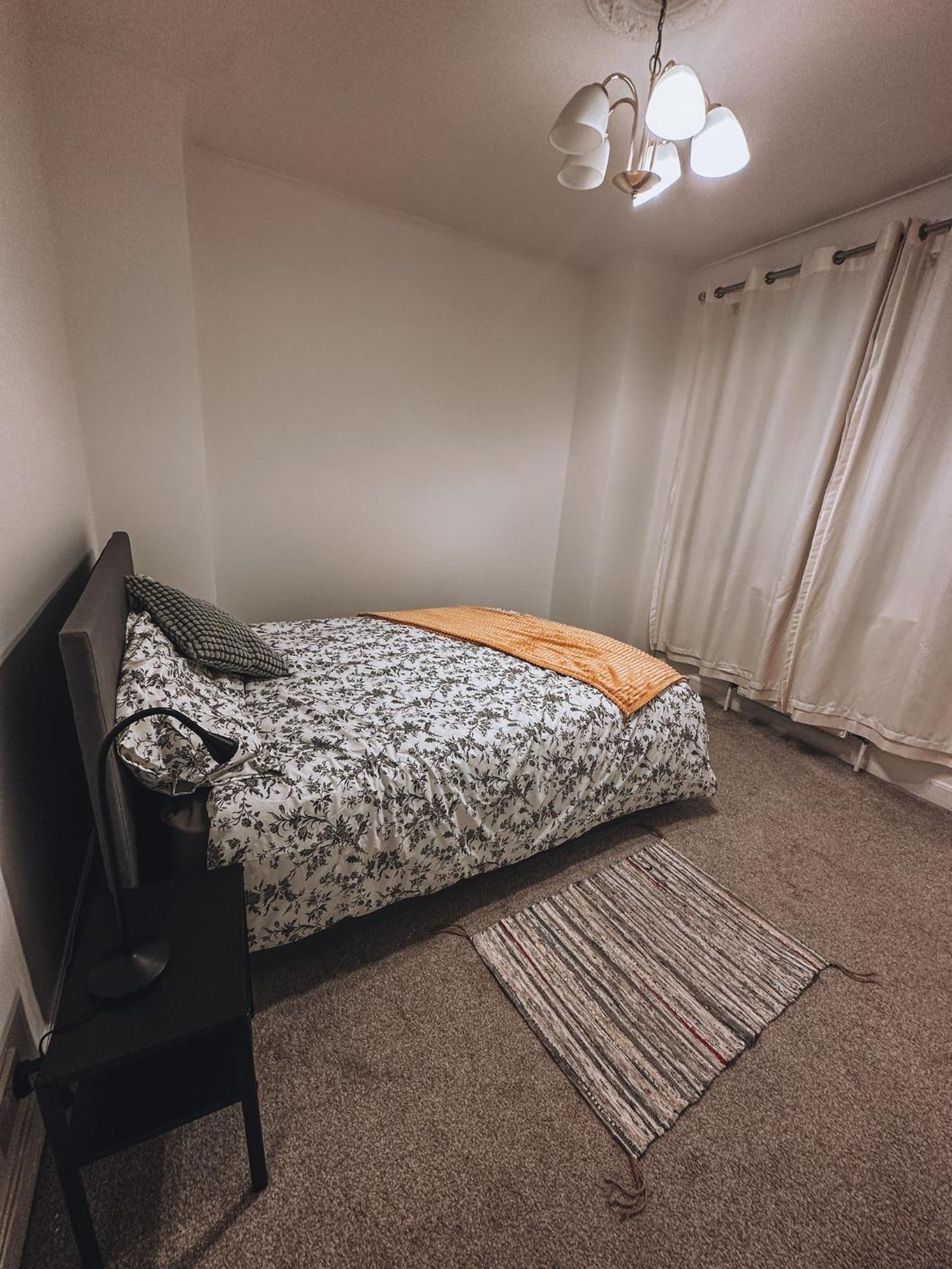 Cosy 2 Bedroom Apartment In Swiss Cottage. London Exteriör bild